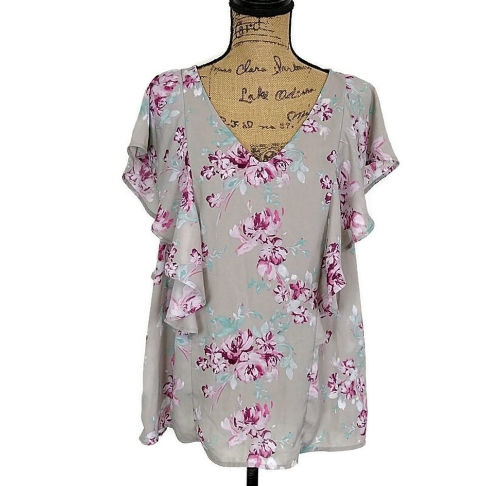 Torrid Blouse Womens 00 M/L Gray Pink Floral Ruffle Sleeve V-Neck Georgette Top
